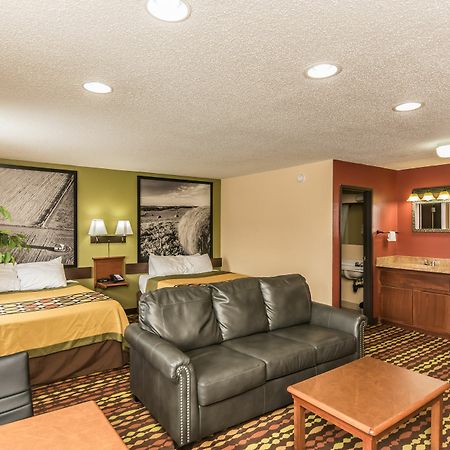 Hotel Super 8 By Wyndham Grand Forks Extérieur photo
