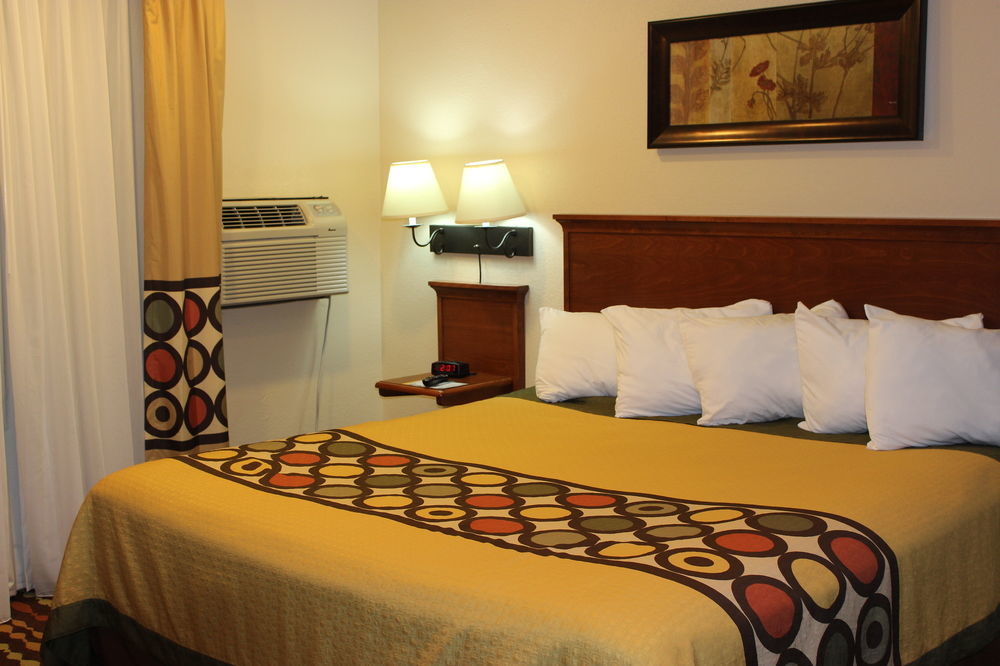 Hotel Super 8 By Wyndham Grand Forks Extérieur photo