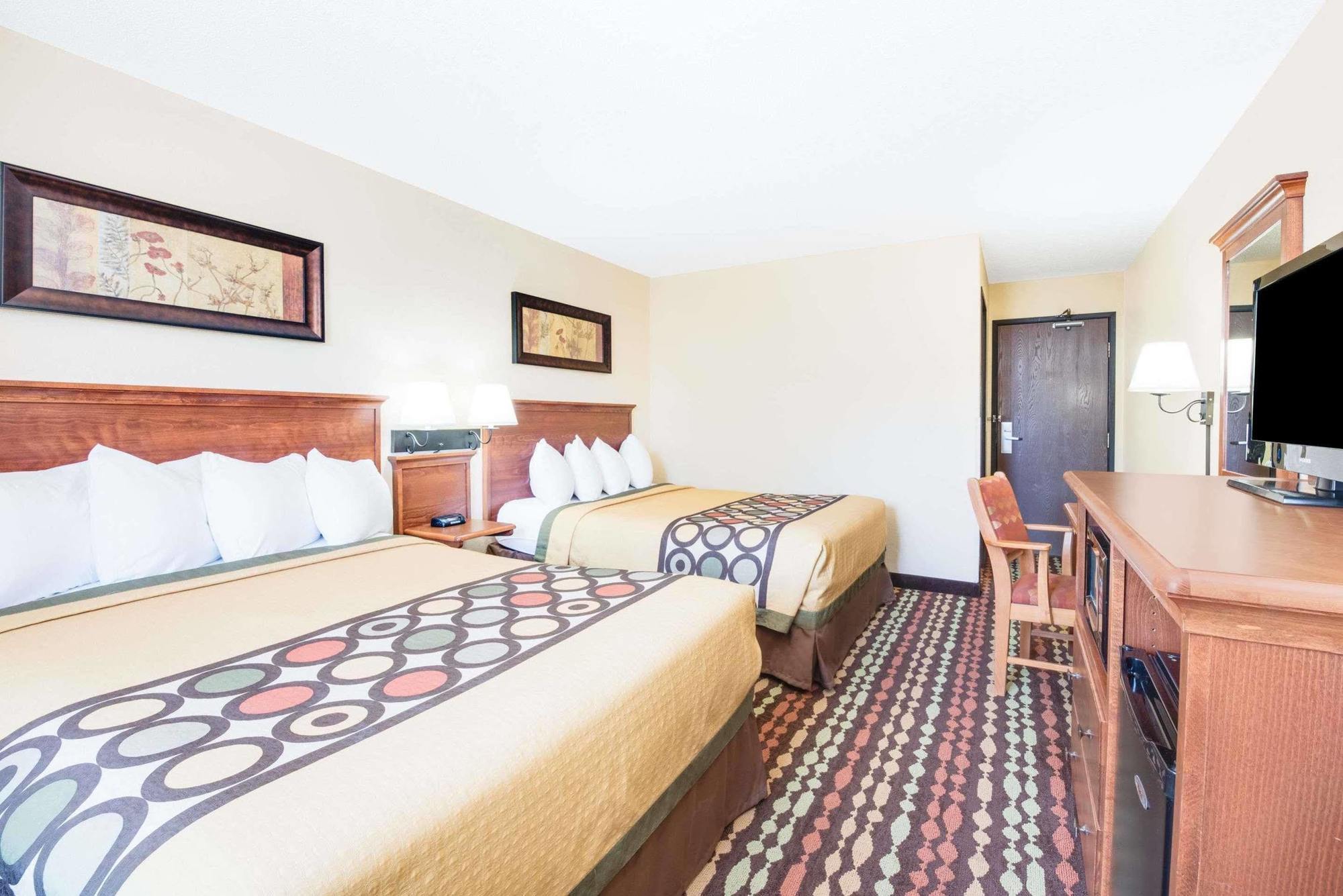 Hotel Super 8 By Wyndham Grand Forks Extérieur photo