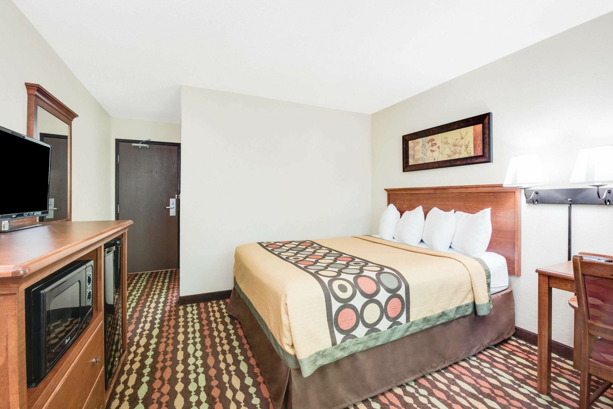 Hotel Super 8 By Wyndham Grand Forks Extérieur photo