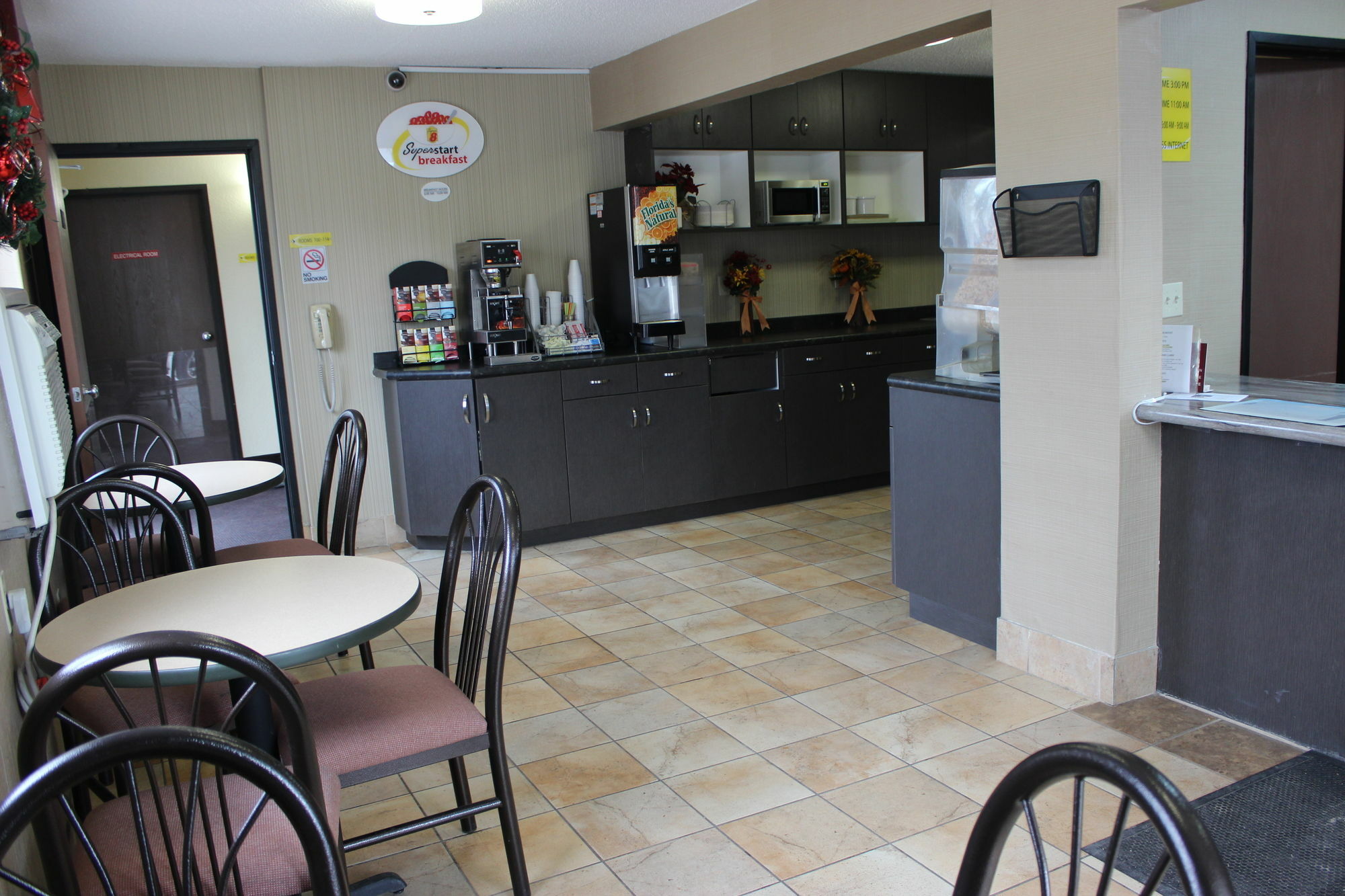 Hotel Super 8 By Wyndham Grand Forks Extérieur photo